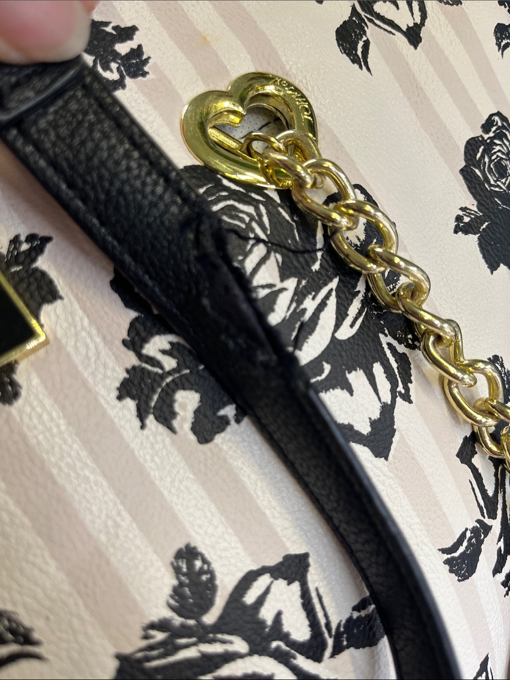 Betsey Johnson tote cream/black - Picture 11 of 12